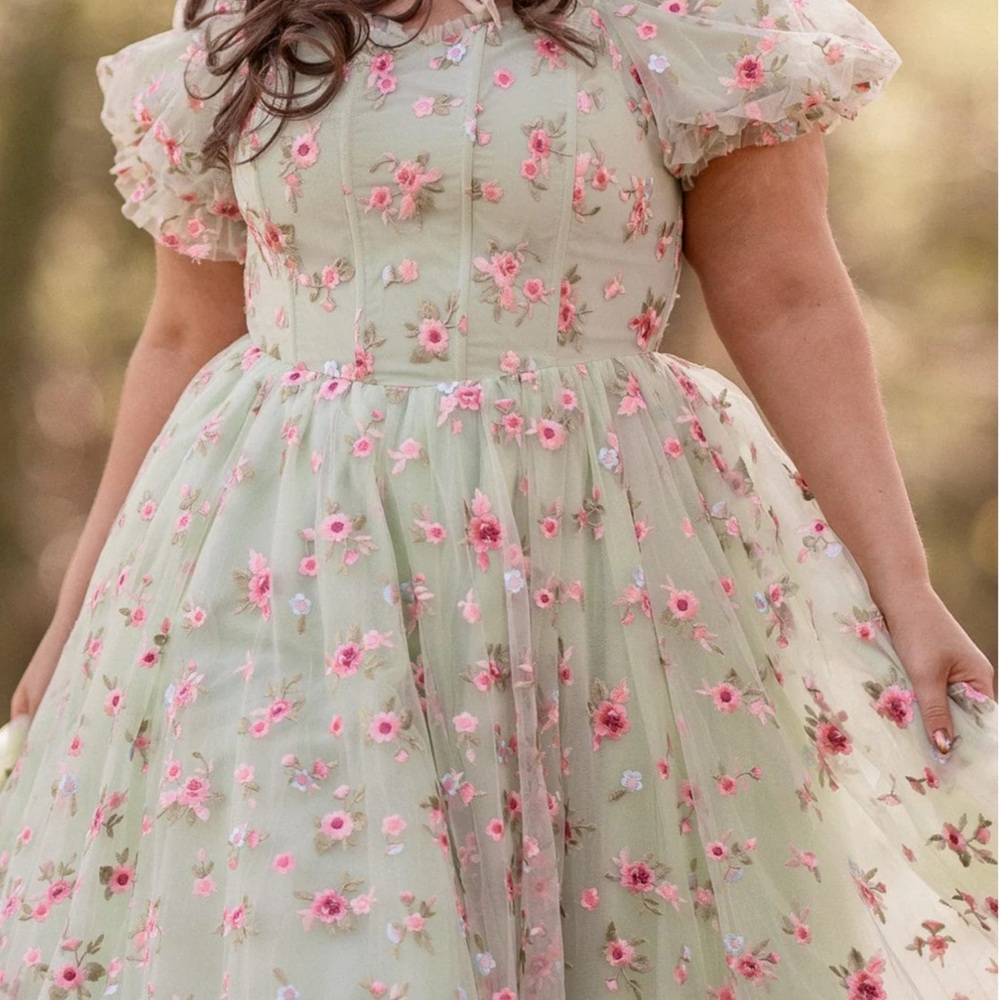 Jessa kae floral formal gown - Picture 2 of 3